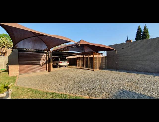 3 BEDROOM HOUSE FOR SALE IN GEDULD EXT 1
